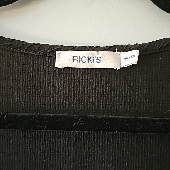 'Ricki's' Black Dress/Tunic Top, Size X-Small - Picture 3 of 3